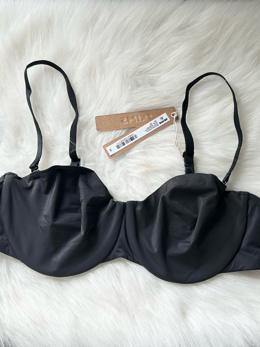 SKIMS Smoothing Intimates Unlined Strapless Bra 36B BA-BAN-9054